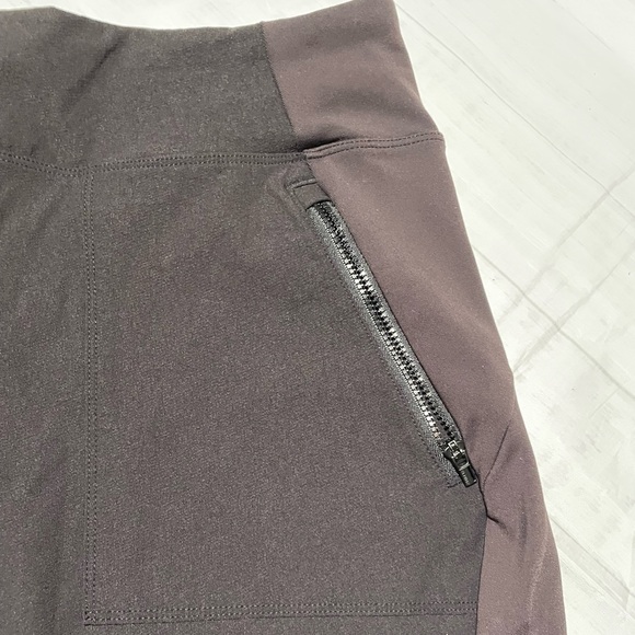 Athleta Headlands Hybrid Cargo II Tight Leggings. Size 14. - Picture 6 of 12